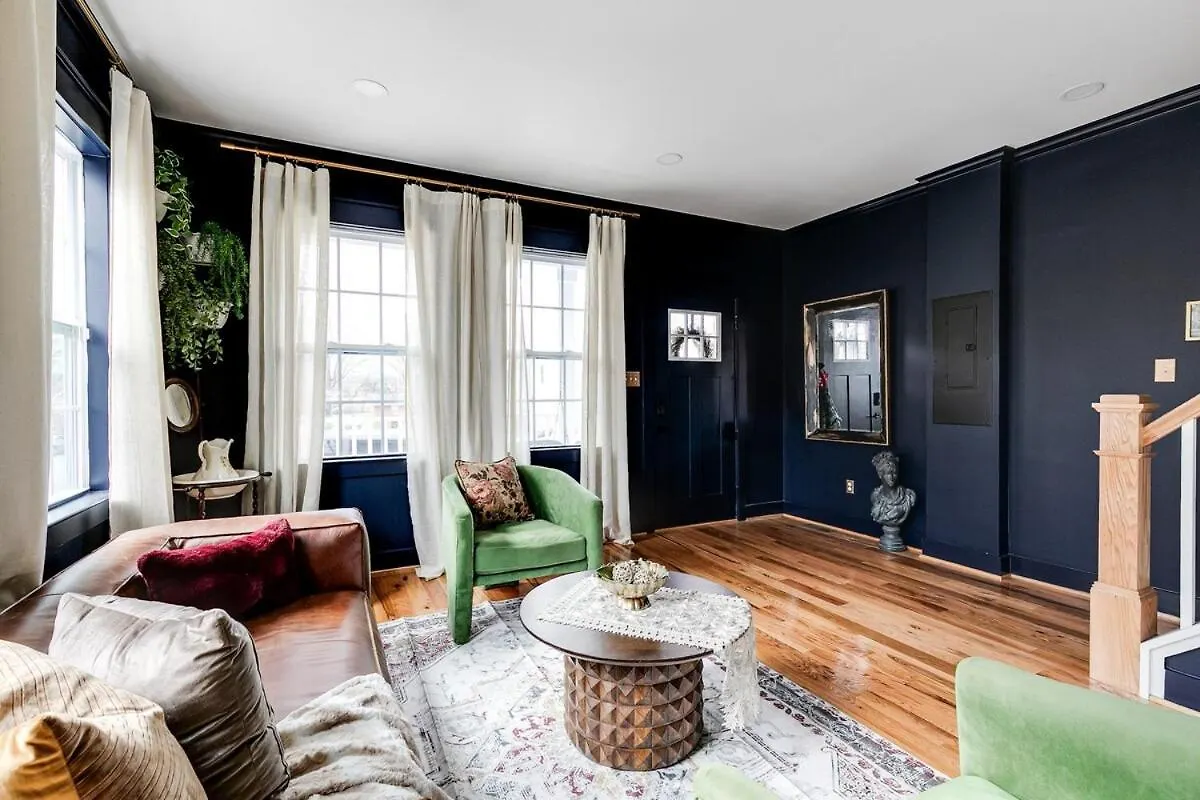 Holiday home Charming 3Bedroom Home In Vibrant Church Hill - Walk To Parks And Dining Richmond