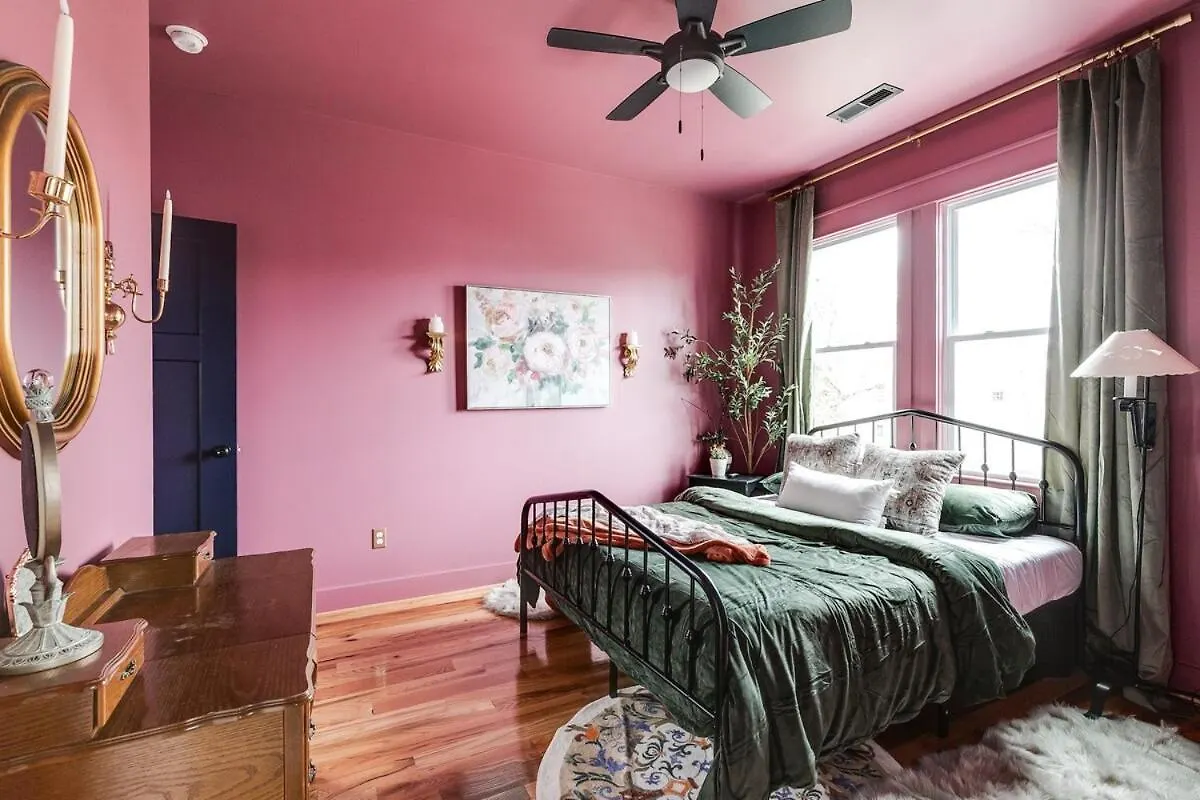 Holiday home Charming 3Bedroom Home In Vibrant Church Hill - Walk To Parks And Dining Richmond